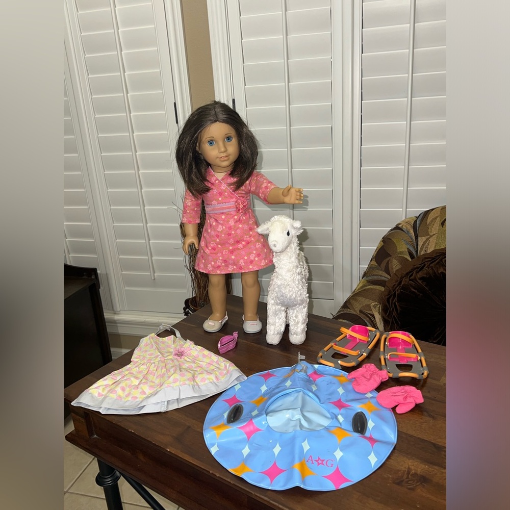 American Girl Doll Chrissa 2009 Doll of the Year Retired and Extras